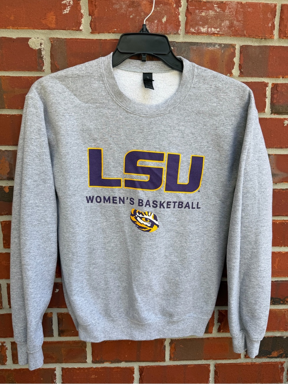 Vintage Gildan LSU Tigers Womens Basketball Unisex S Gray Crewneck Sweatshirt P7
